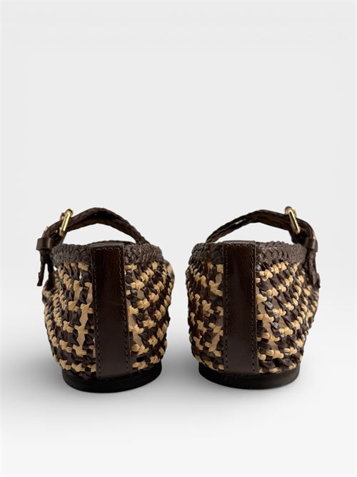 Ballerine intrecciate bicolor con cinturino INUOVO | D47003PELLE+RAFIADARK BROWN GOAT